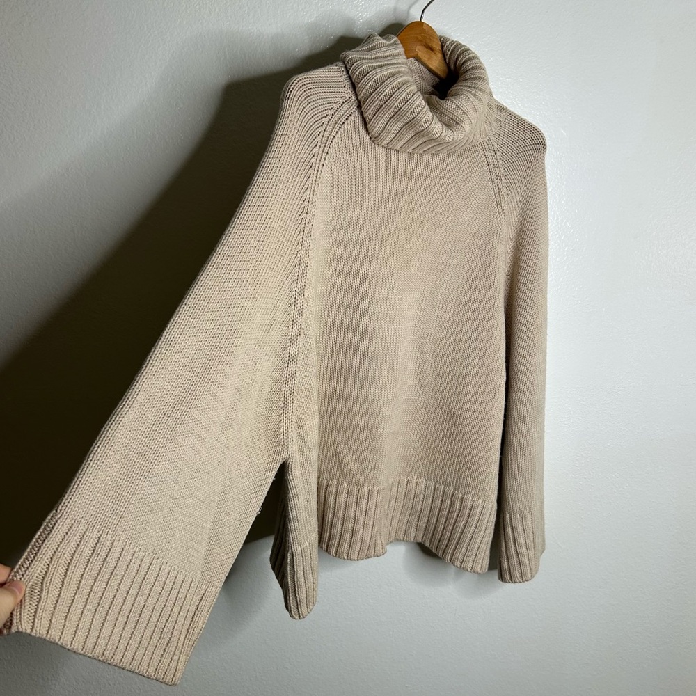 Theory 100% Wool Thick Knit Wide Sleeve Slouchy Turtleneck Sweater Size Large